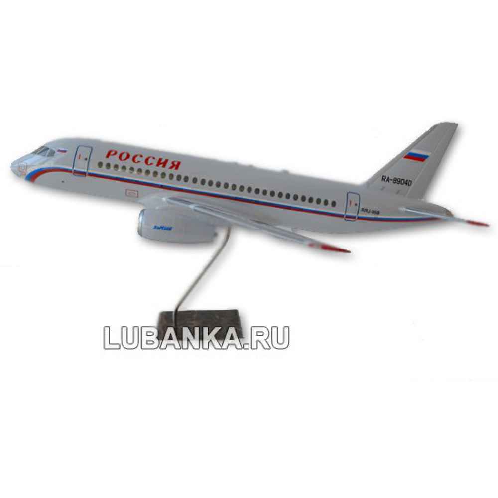 Модель самолета «Superjet 100»